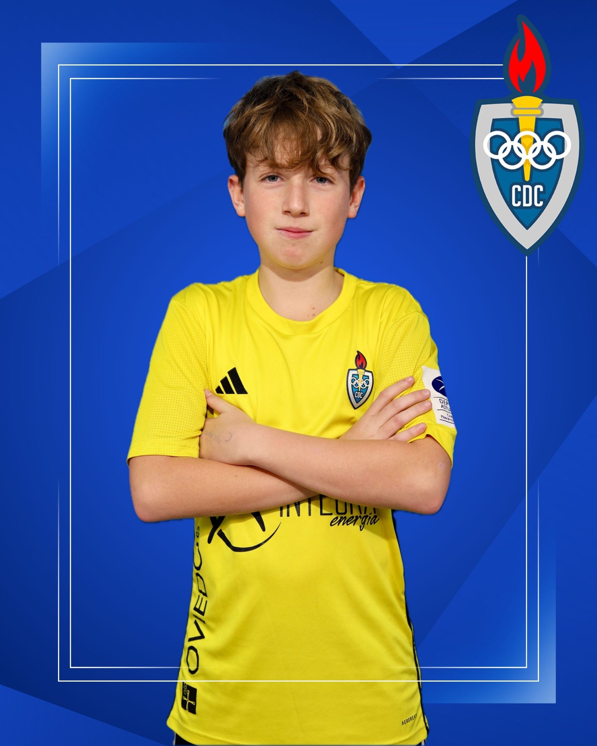 En este momento estás viendo Adrián Vázquez