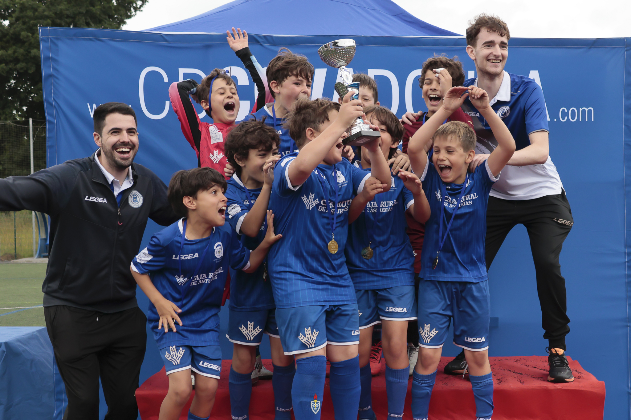 En este momento estás viendo Todas las imágenes del III Torneo de Verano Memorial Miguel Ángel Gómez