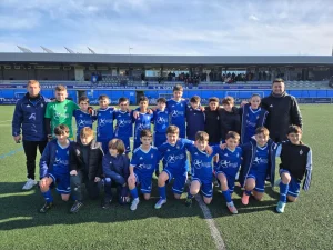 Lee más sobre el artículo Sólido triunfo del Infantil Castañales B