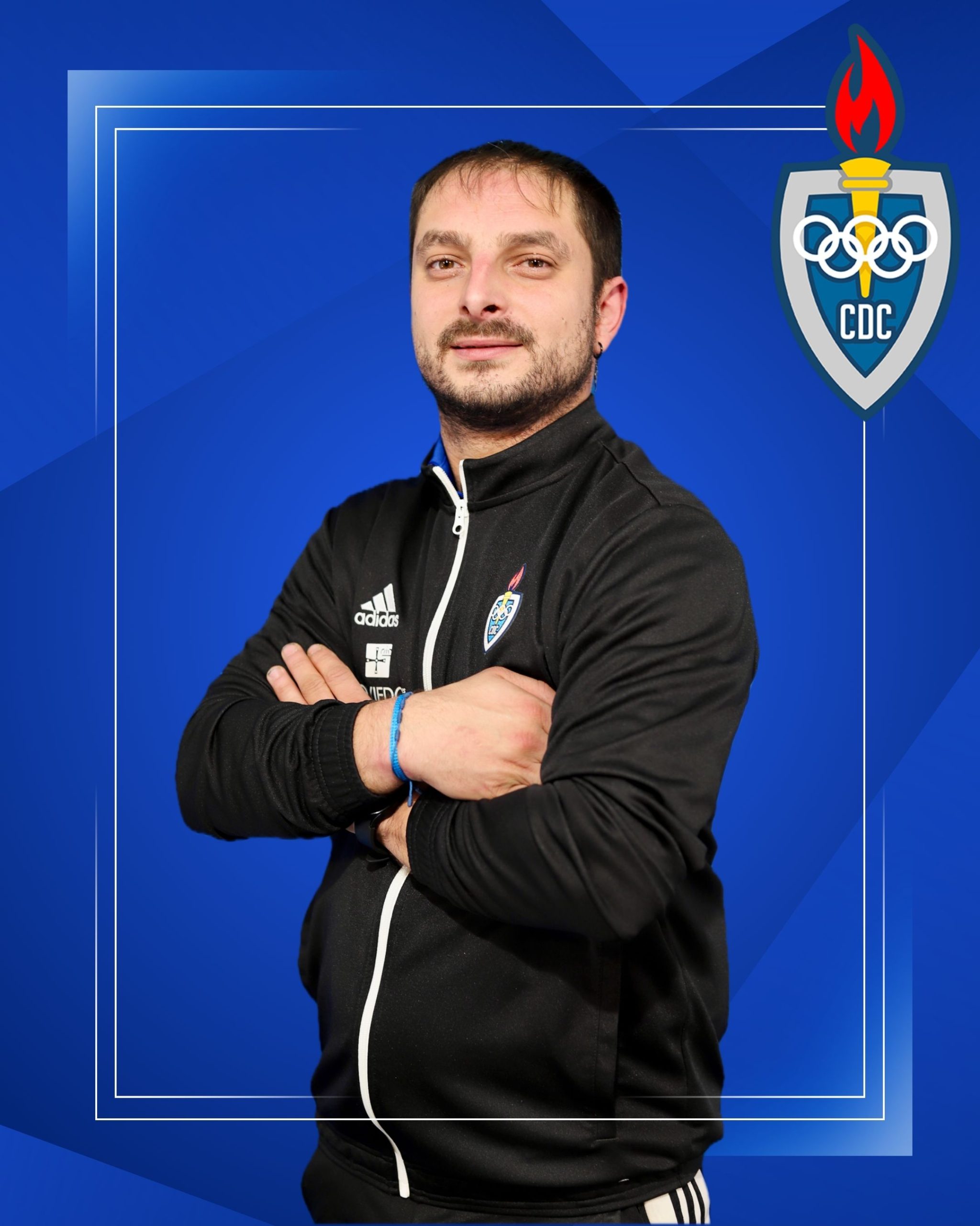 En este momento estás viendo <strong class="sp-staff-role">1º Entrenador</strong> Jonatan Granda