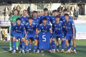 Lee más sobre el artículo El Juvenil A reacciona y suma un punto ante el Veriña